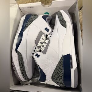 Retro Jordan 3 Men's White and Gray Sneakers